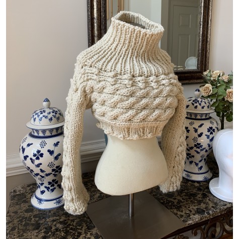 Crop Hand-knitted Sweater