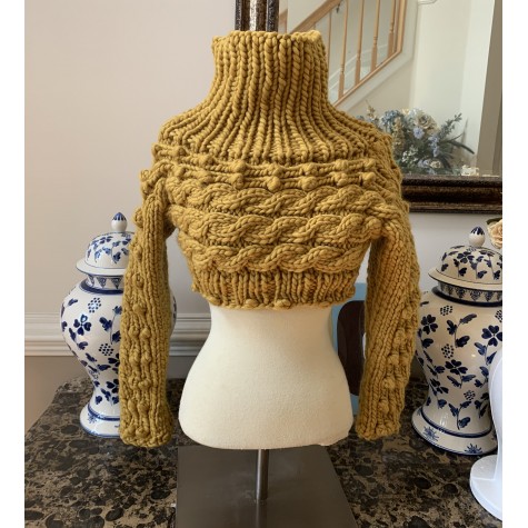 Crop Hand-knitted Sweater